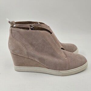 L Paolo Boots Womens 7 M Perforated Casual Zip Wedge Ankle Bootie Pink Suede